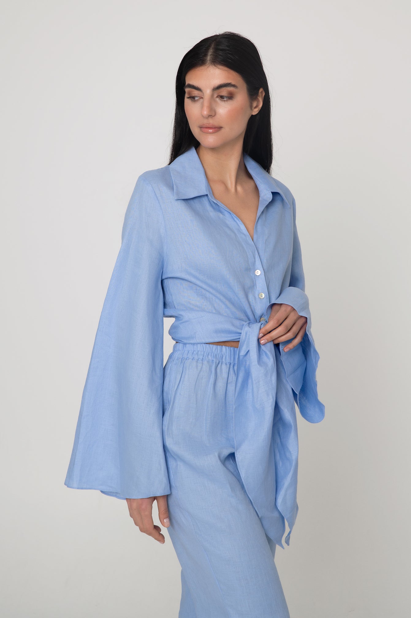 Resort wear Linen set blue linen shirt linen pants blå linneset linnebyxor linne skjorta