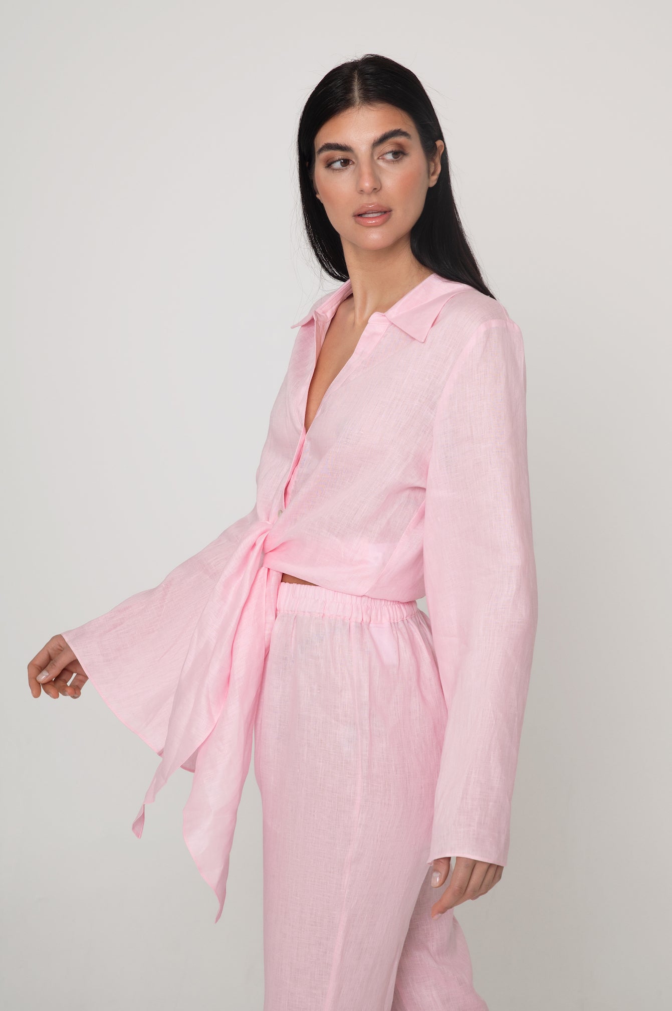Resort wear Linen set pink linen shirt linen pants rosa linneset linnebyxor linne skjorta