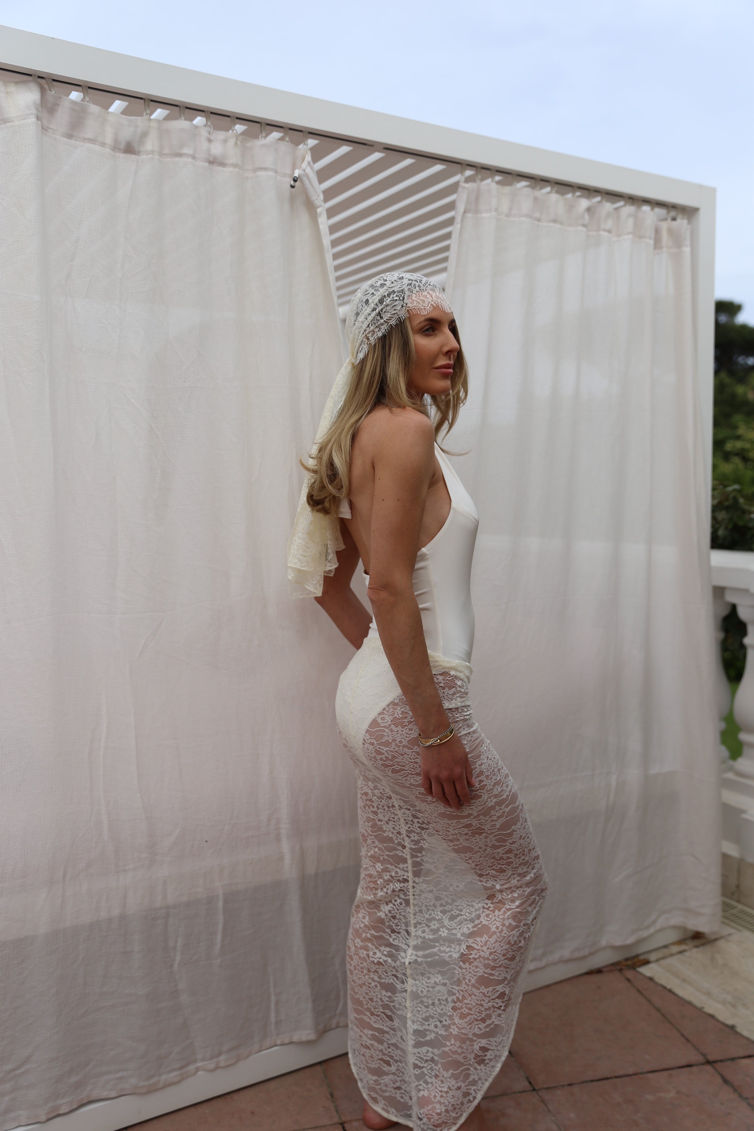 Lovisa bodysuit & lace skirt